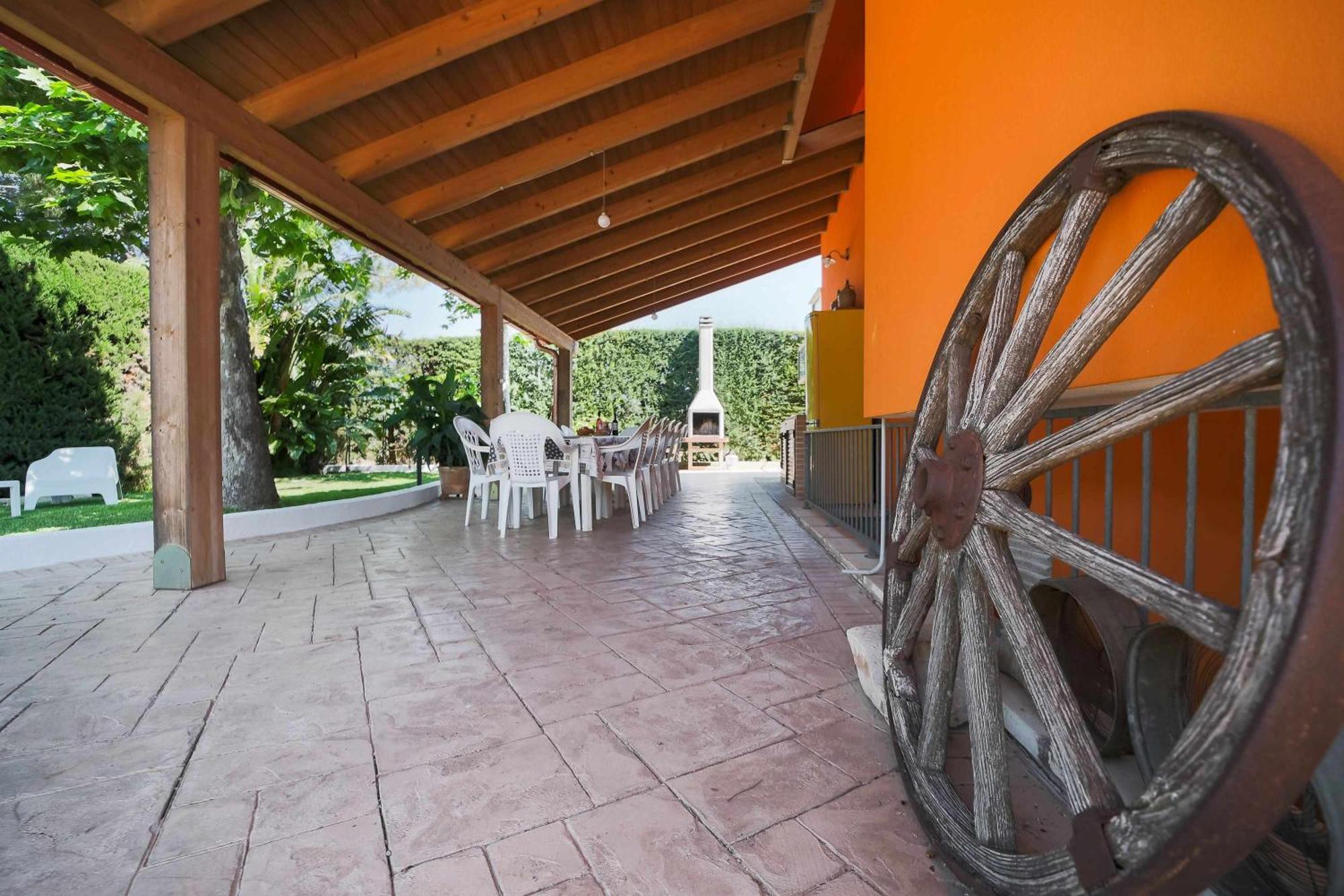 Villa Claudia By Vivimy Parabita Exteriér fotografie